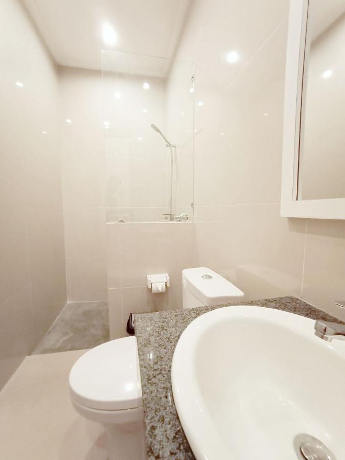 Berawa Dini Guesthouse ชังกู ภายนอก รูปภาพ